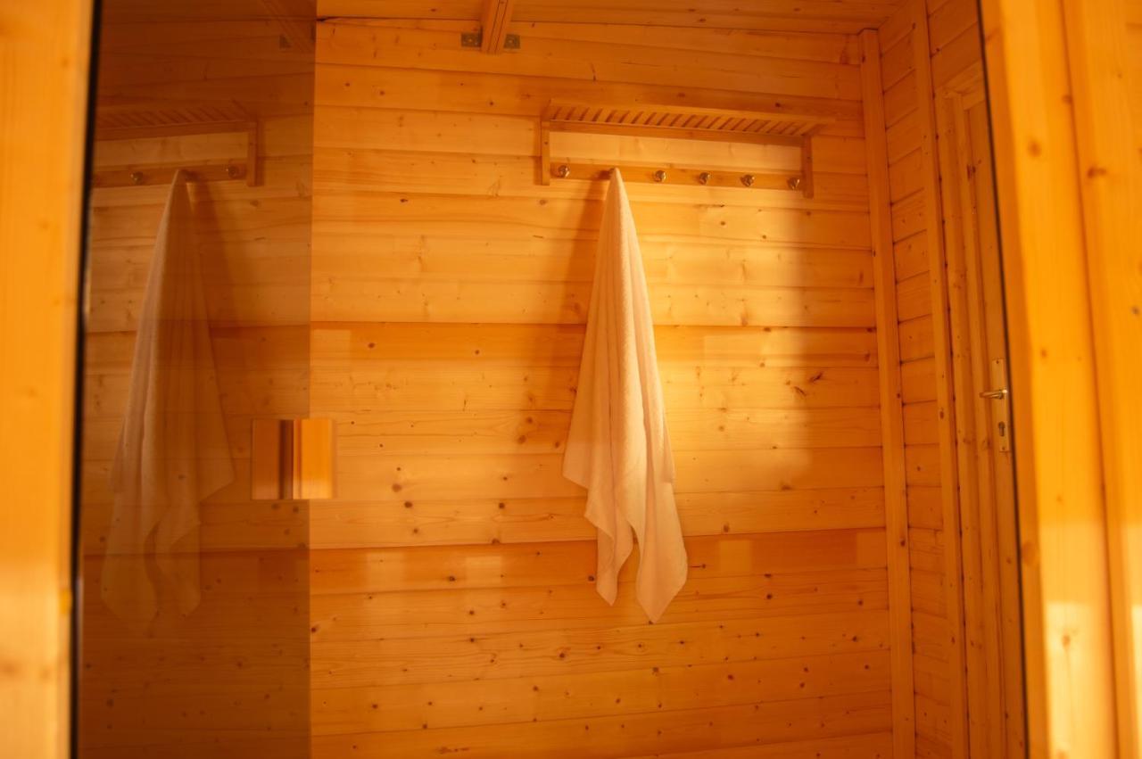 Wellnessoase Mitten In Triberg Triberg im Schwarzwald Екстер'єр фото
