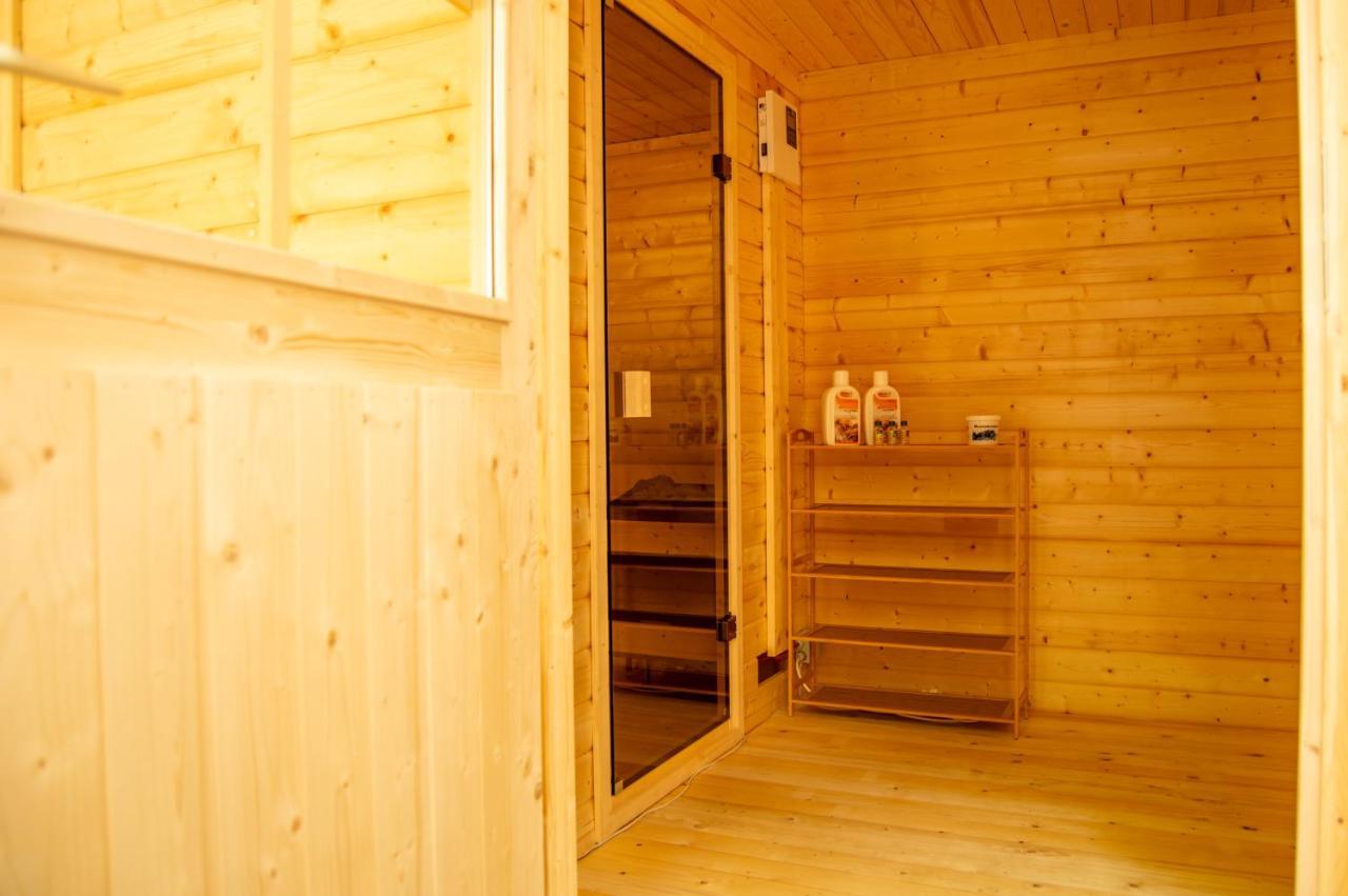 Wellnessoase Mitten In Triberg Triberg im Schwarzwald Екстер'єр фото
